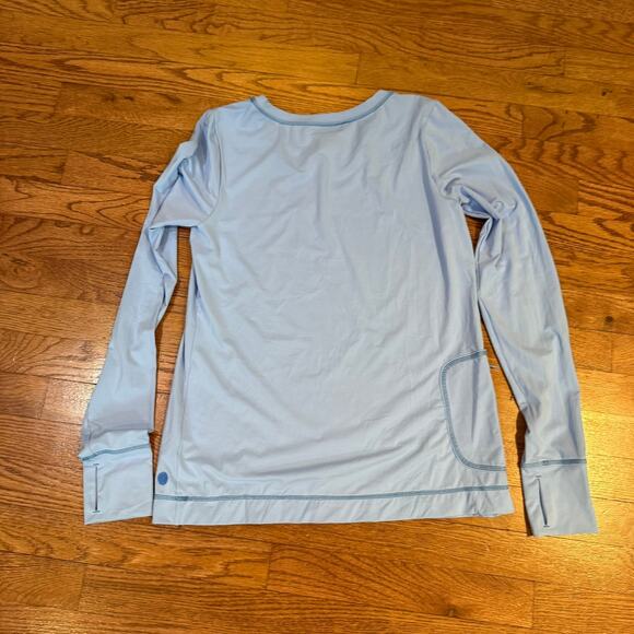 Lilly Pulitzer Luxletic Long Sleeve Performance Top Light Blue Size M - Picture 8 of 8